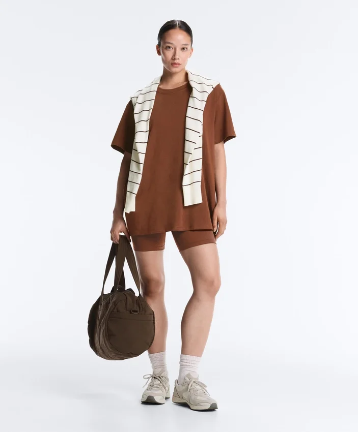 T-shirt oversize à manches courtes en mélange de coton T-shirt oversize à manches courtes en mélange de coton