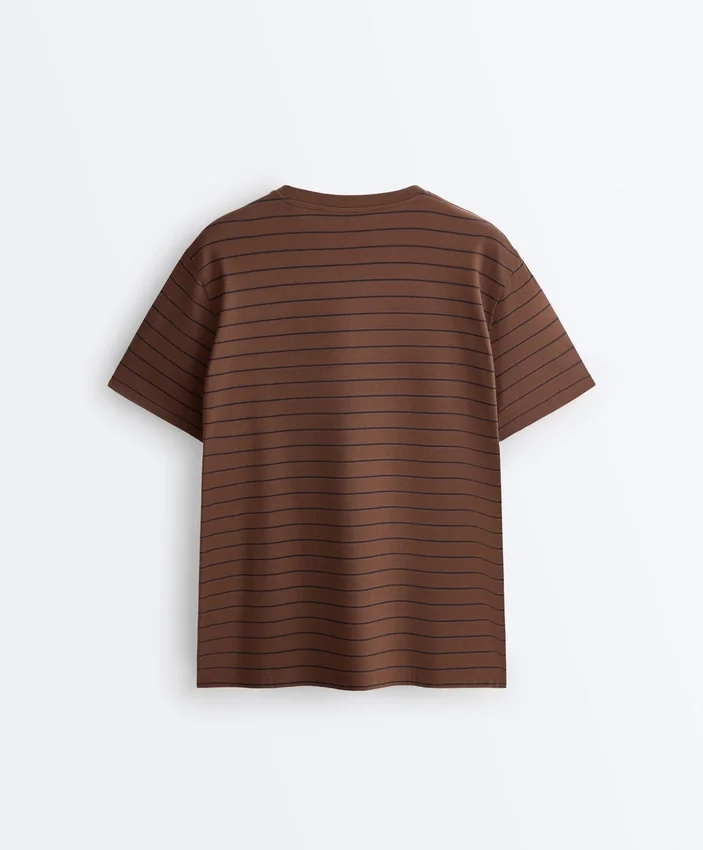 T-shirt oversize à manches courtes en mélange de coton à rayures T-shirt oversize à manches courtes en mélange de coton à rayures