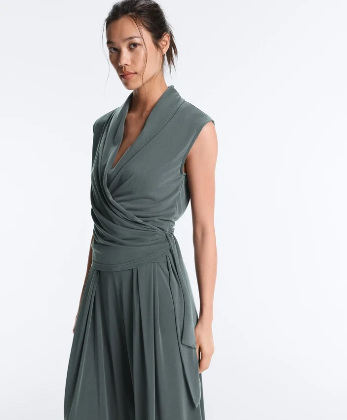 T-shirt sans manches croisé en mélange de modal T-shirt sans manches croisé en mélange de modal