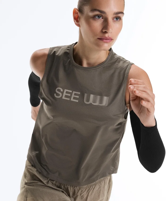 T-shirt technique sans manches avec inscription T-shirt technique sans manches avec inscription