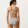 Trikinis asymétriques en crochet rayé