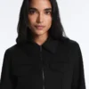 Veste à basque effet néoprène avec bordures côtelées Veste à basque effet néoprène avec bordures côtelées