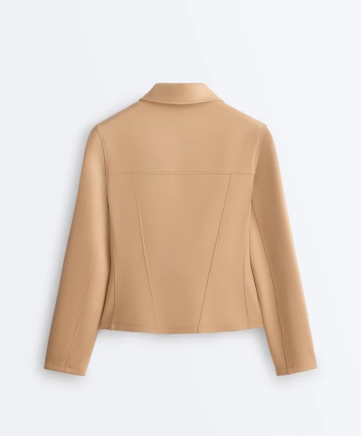 Veste à basque effet néoprène avec bordures côtelées Veste à basque effet néoprène avec bordures côtelées