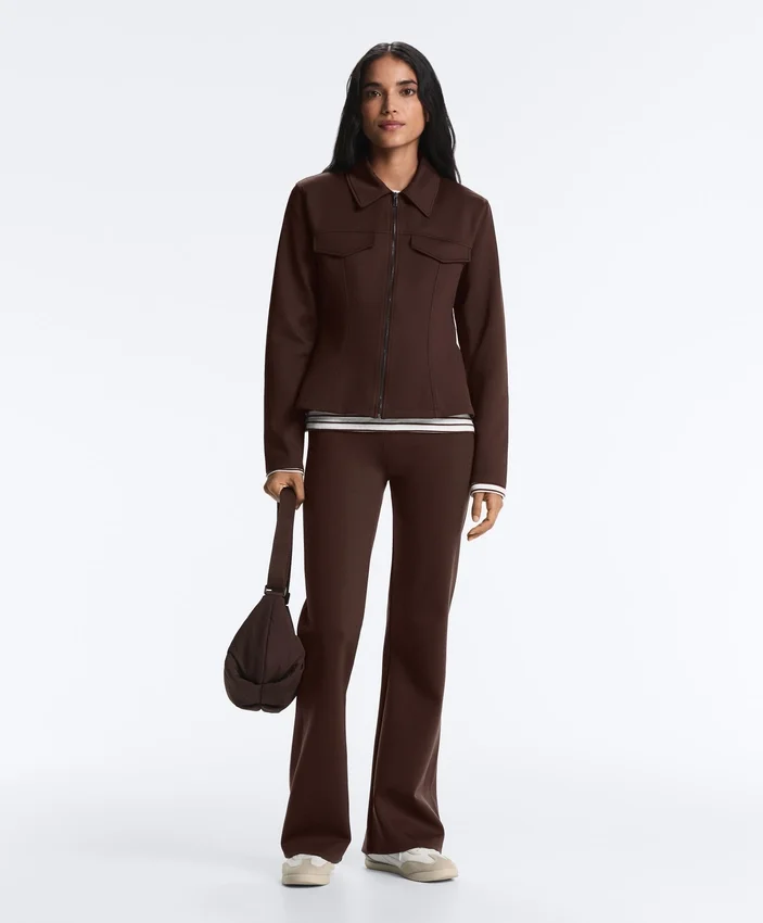 Veste à basque effet néoprène avec bordures côtelées Veste à basque effet néoprène avec bordures côtelées