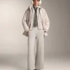Veste à capuche avec détails en bord-côte et modal brossé Veste à capuche avec détails en bord-côte et modal brossé