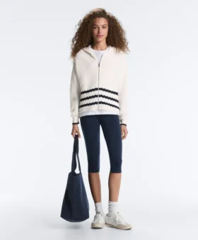 Veste à capuche en maille ondulée