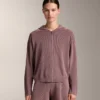 Veste à capuche en tricot côtelé Veste à capuche en tricot côtelé