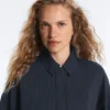 Veste à col polo en piqué à fines rayures avec coton Veste à col polo en piqué à fines rayures avec coton