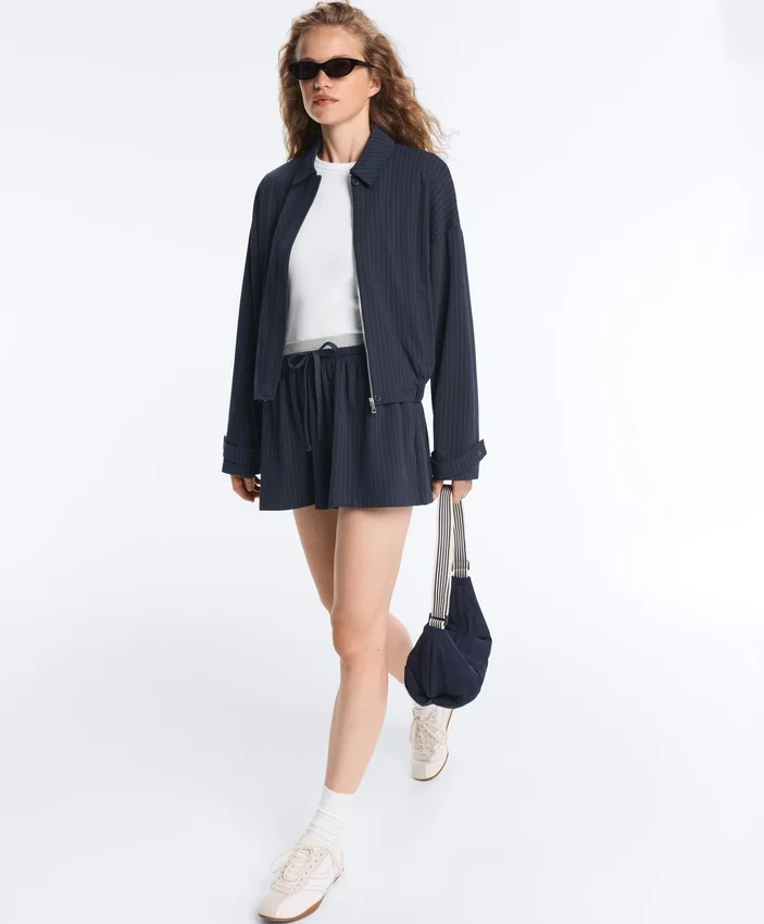 Veste à col polo en piqué à fines rayures avec coton Veste à col polo en piqué à fines rayures avec coton