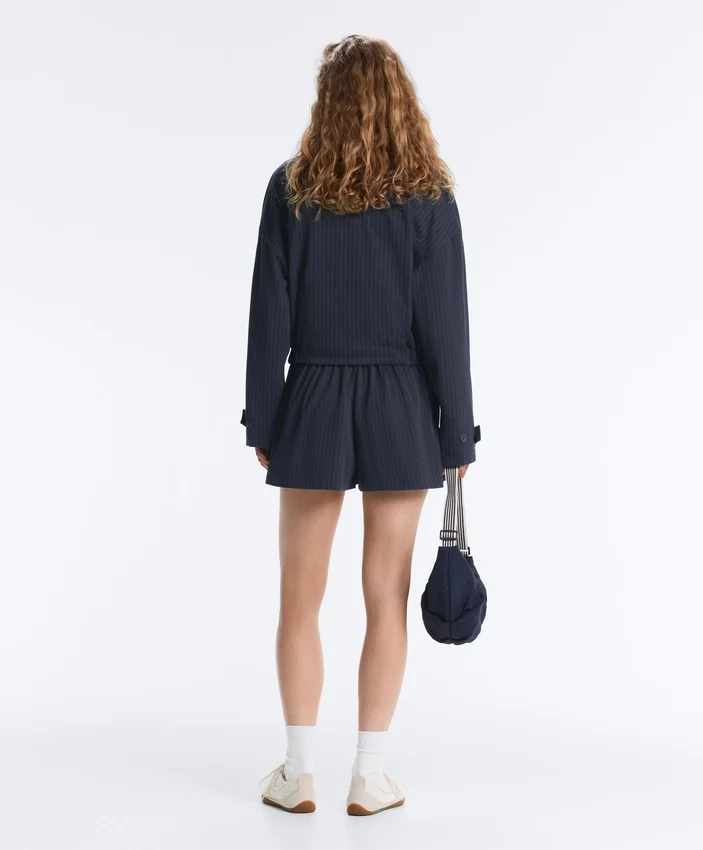 Veste à col polo en piqué à fines rayures avec coton Veste à col polo en piqué à fines rayures avec coton
