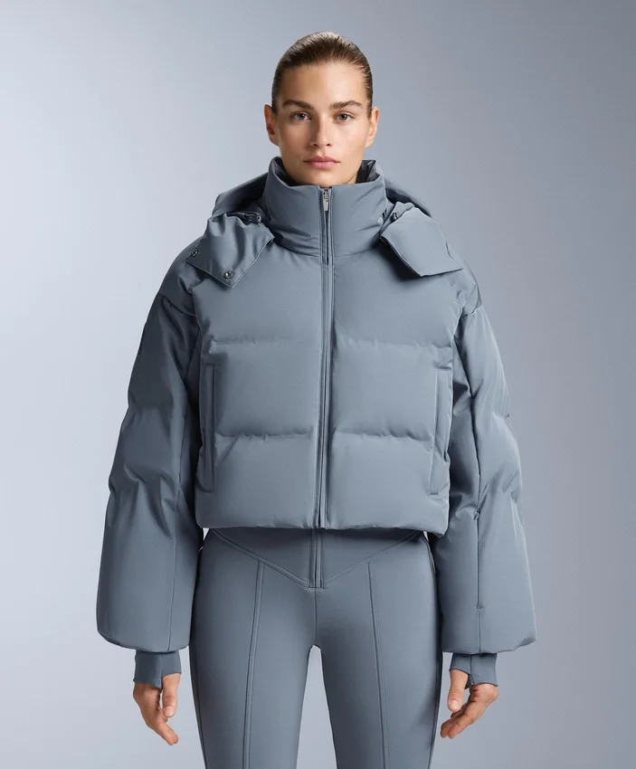 Veste de ski courte, imperméable, 80 % duvet et 20 % Minardi Piume Veste de ski courte, imperméable, 80 % duvet et 20 % Minardi Piume