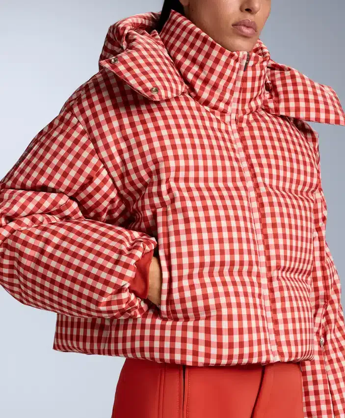 Veste de ski courte, imperméable, 80 % duvet et 20 % Minardi Piume Veste de ski courte, imperméable, 80 % duvet et 20 % Minardi Piume