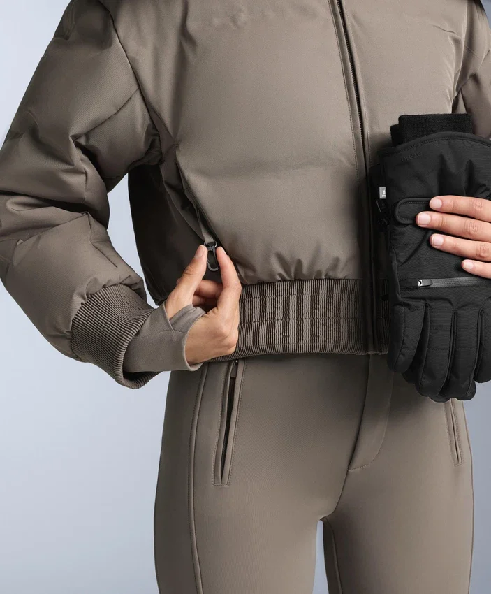 Veste de ski Minardi Piume imperméable, 80 % duvet et 20 % plumes Veste de ski Minardi Piume imperméable, 80 % duvet et 20 % plumes
