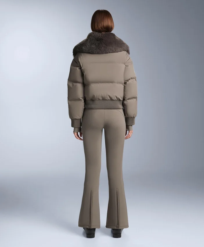 Pantalon de ski évasé extensible et imperméable Pantalon de ski évasé extensible et imperméable