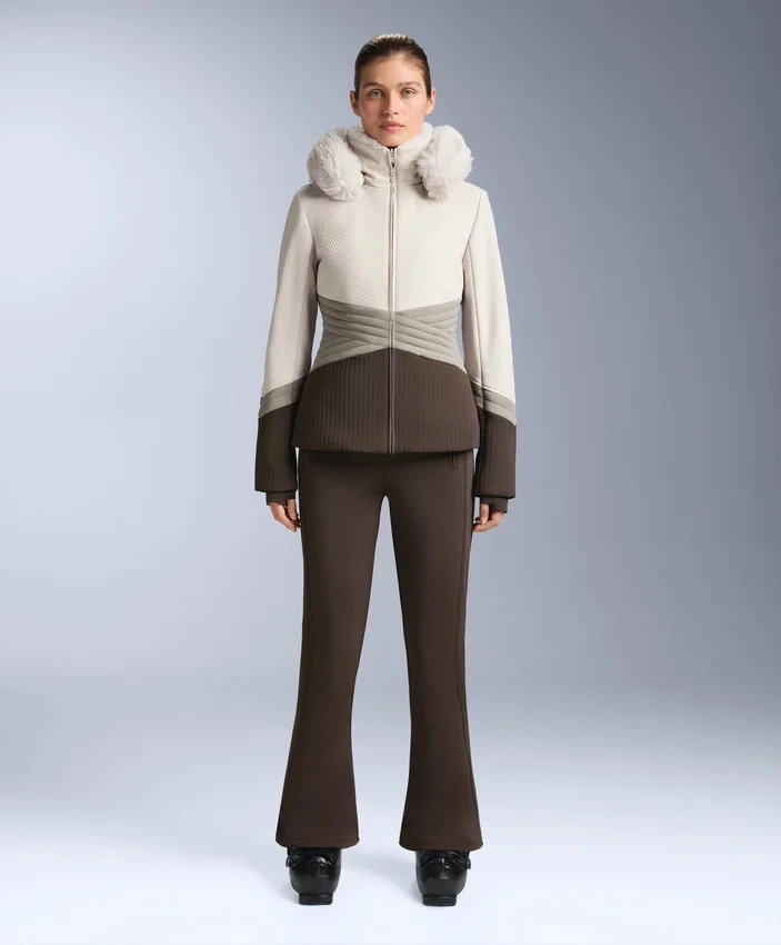 Veste de ski Primaloft® color block ultra-ajustée et résistante à l’eau Veste de ski Primaloft® color block ultra-ajustée et résistante à l’eau