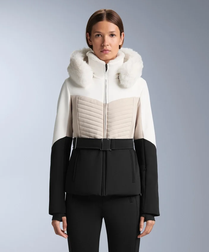 Veste de ski rembourrée Primaloft® color block à coupe ultra-ajustée et résistante à l’eau Veste de ski rembourrée Primaloft® color block à coupe ultra-ajustée et résistante à l’eau