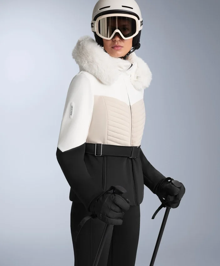 Veste de ski rembourrée Primaloft® color block à coupe ultra-ajustée et résistante à l’eau Veste de ski rembourrée Primaloft® color block à coupe ultra-ajustée et résistante à l’eau