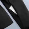 Veste de ski rembourrée Primaloft® color block à coupe ultra-ajustée et résistante à l’eau Veste de ski rembourrée Primaloft® color block à coupe ultra-ajustée et résistante à l’eau