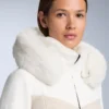 Veste de ski rembourrée Primaloft® color block à coupe ultra-ajustée et résistante à l’eau Veste de ski rembourrée Primaloft® color block à coupe ultra-ajustée et résistante à l’eau