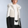 Veste de ski rembourrée Primaloft® color block à coupe ultra-ajustée et résistante à l’eau Veste de ski rembourrée Primaloft® color block à coupe ultra-ajustée et résistante à l’eau