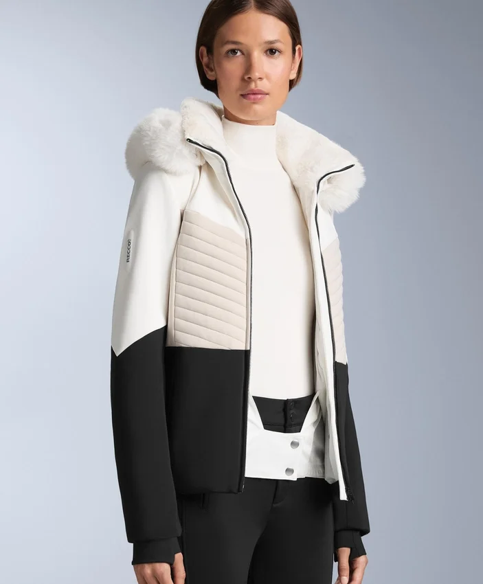 Veste de ski rembourrée Primaloft® color block à coupe ultra-ajustée et résistante à l’eau Veste de ski rembourrée Primaloft® color block à coupe ultra-ajustée et résistante à l’eau