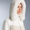 Veste de ski rembourrée Primaloft® color block à coupe ultra-ajustée et résistante à l’eau Veste de ski rembourrée Primaloft® color block à coupe ultra-ajustée et résistante à l’eau