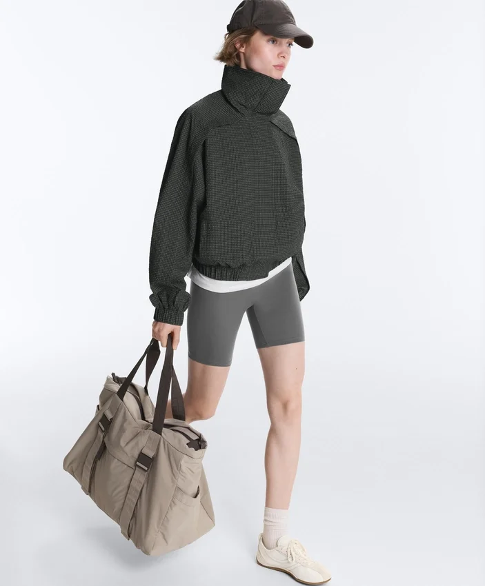 Veste de survêtement en nylon à carreaux déperlant Veste de survêtement en nylon à carreaux déperlant