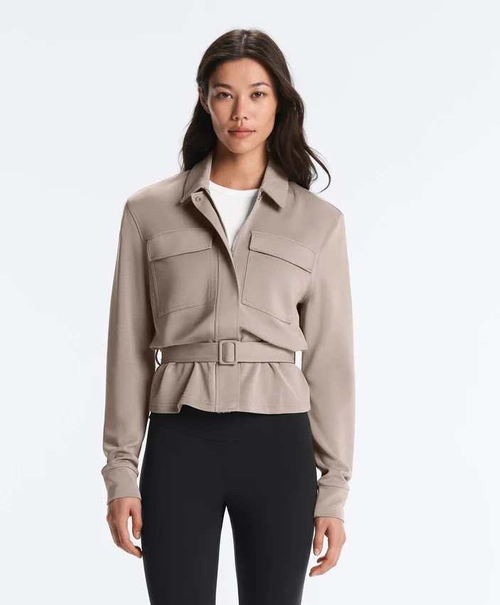Veste droite avec ceinture et modal Soft Touch Veste droite avec ceinture et modal Soft Touch