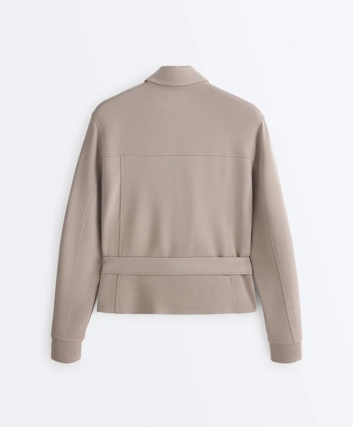 Veste droite avec ceinture et modal Soft Touch Veste droite avec ceinture et modal Soft Touch