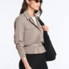 Veste droite avec ceinture et modal Soft Touch Veste droite avec ceinture et modal Soft Touch