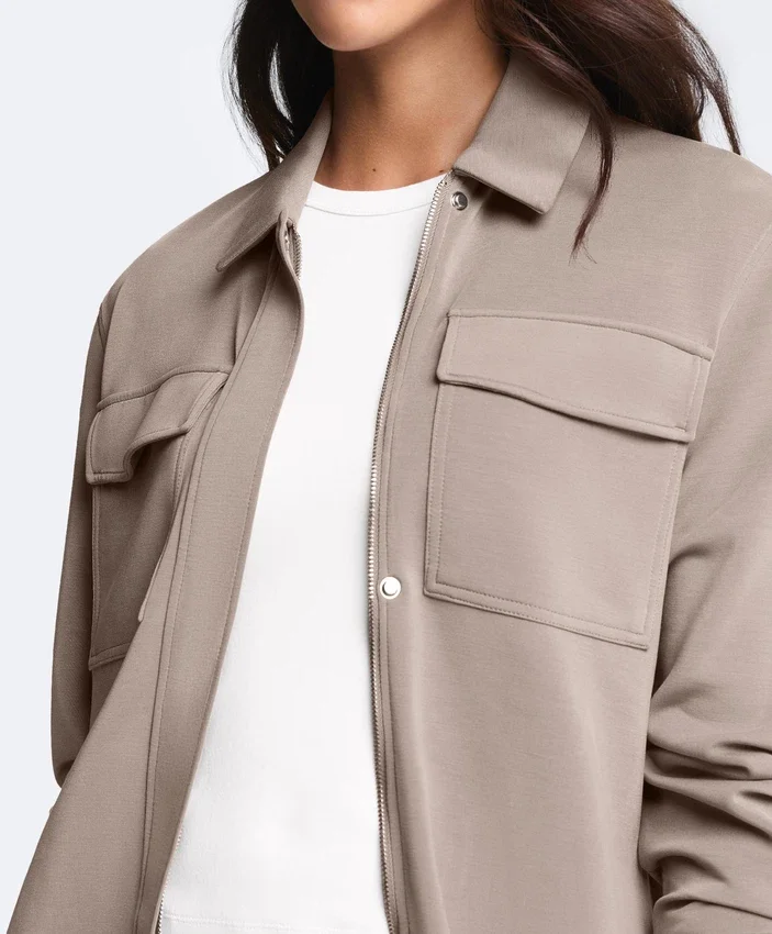 Veste droite avec ceinture et modal Soft Touch Veste droite avec ceinture et modal Soft Touch