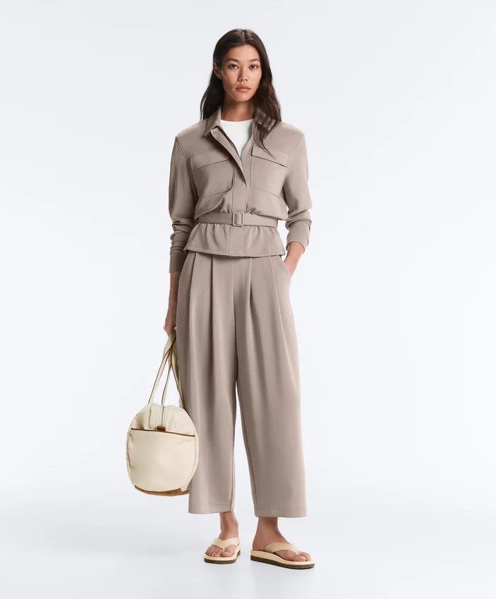 Veste droite avec ceinture et modal Soft Touch Veste droite avec ceinture et modal Soft Touch