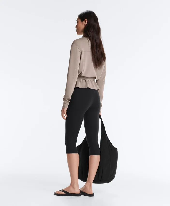 Veste droite avec ceinture et modal Soft Touch Veste droite avec ceinture et modal Soft Touch