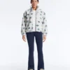 Veste en fausse peau lainée à motif floral Veste en fausse peau lainée à motif floral