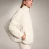 Veste en imitation peaux lainées