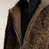 Veste en imitation peaux lainées texturée