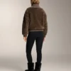 Veste en imitation peaux lainées texturée