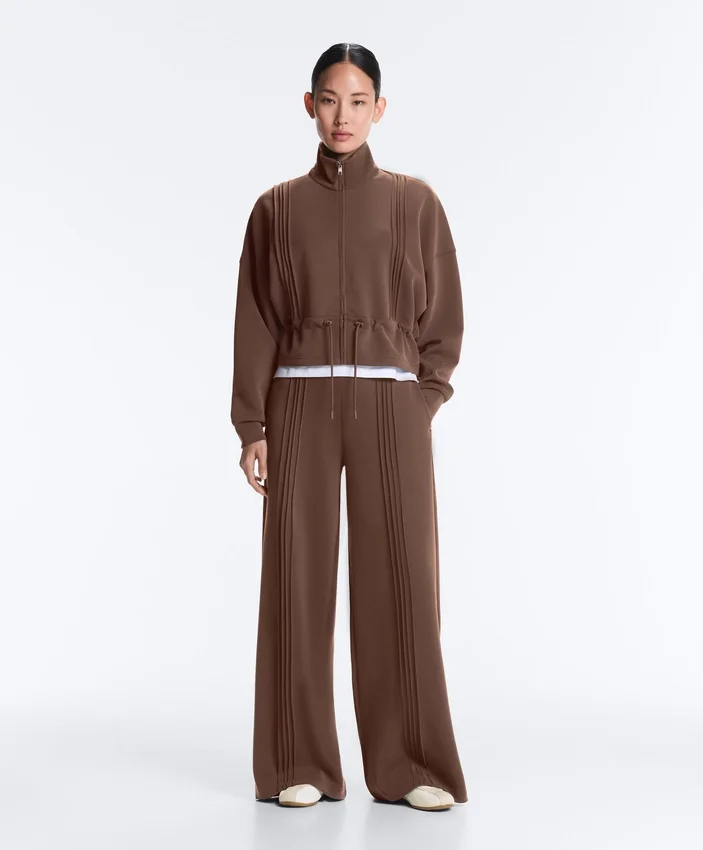 Veste en modal Soft Touch avec bordures côtelées Veste en modal Soft Touch avec bordures côtelées