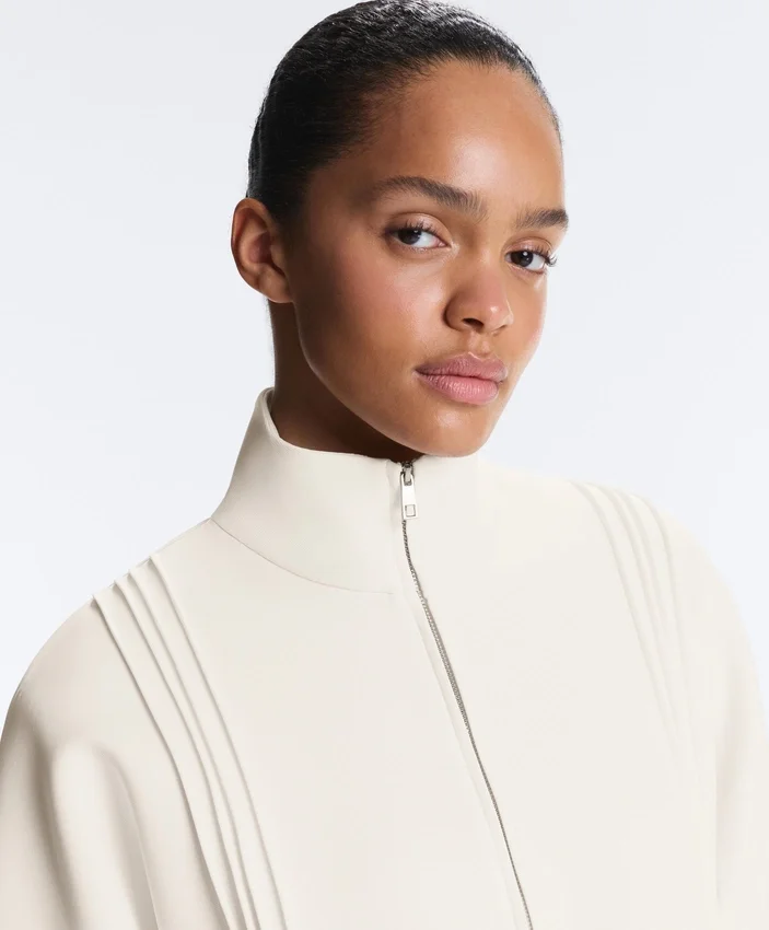 Veste en modal Soft Touch avec bordures côtelées Veste en modal Soft Touch avec bordures côtelées