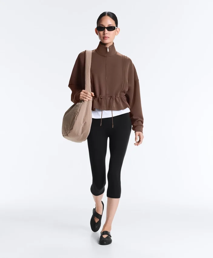 Veste en modal Soft Touch avec bordures côtelées Veste en modal Soft Touch avec bordures côtelées