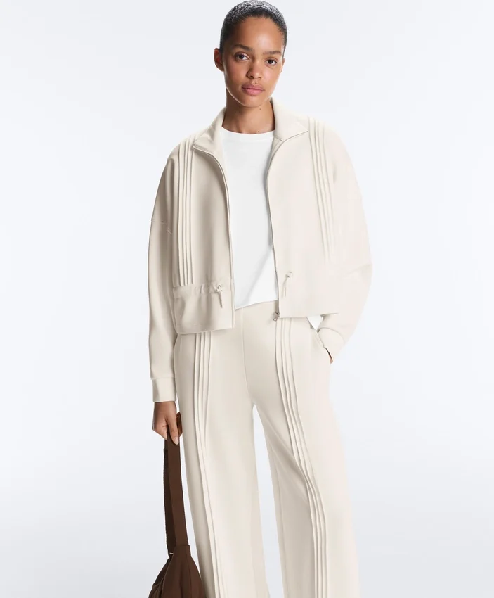 Veste en modal Soft Touch avec bordures côtelées Veste en modal Soft Touch avec bordures côtelées