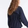 Veste en modal Soft Touch avec taille ajustable et col montant Veste en modal Soft Touch avec taille ajustable et col montant