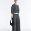 Veste en modal Soft Touch avec taille ajustable et col montant Veste en modal Soft Touch avec taille ajustable et col montant