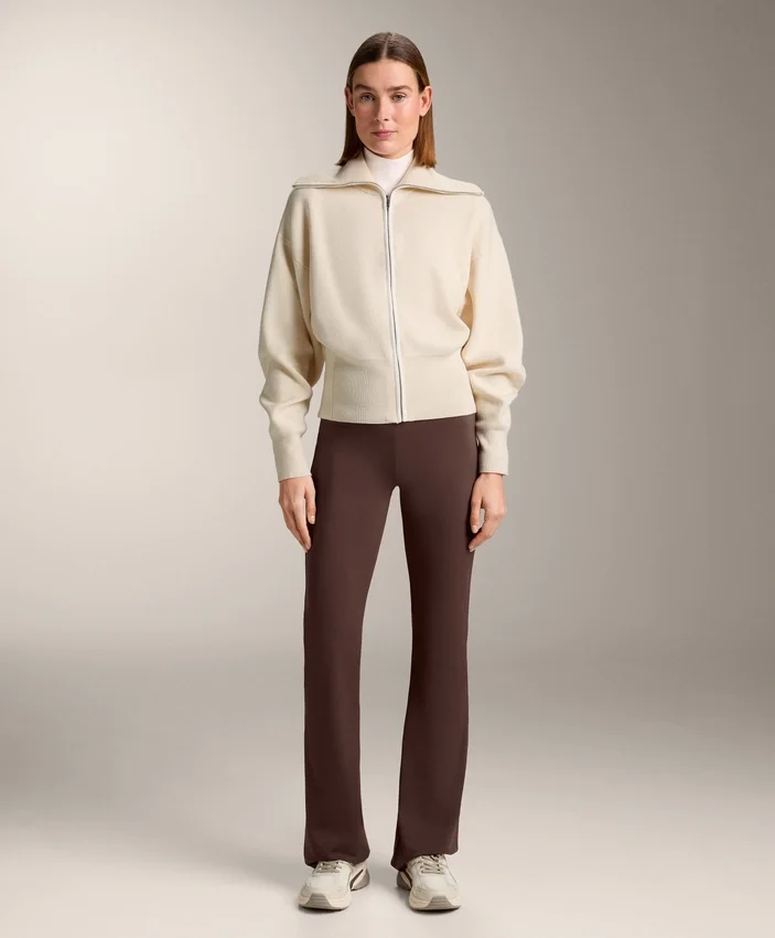 Veste en tricot avec fermeture éclair contrastée Veste en tricot avec fermeture éclair contrastée