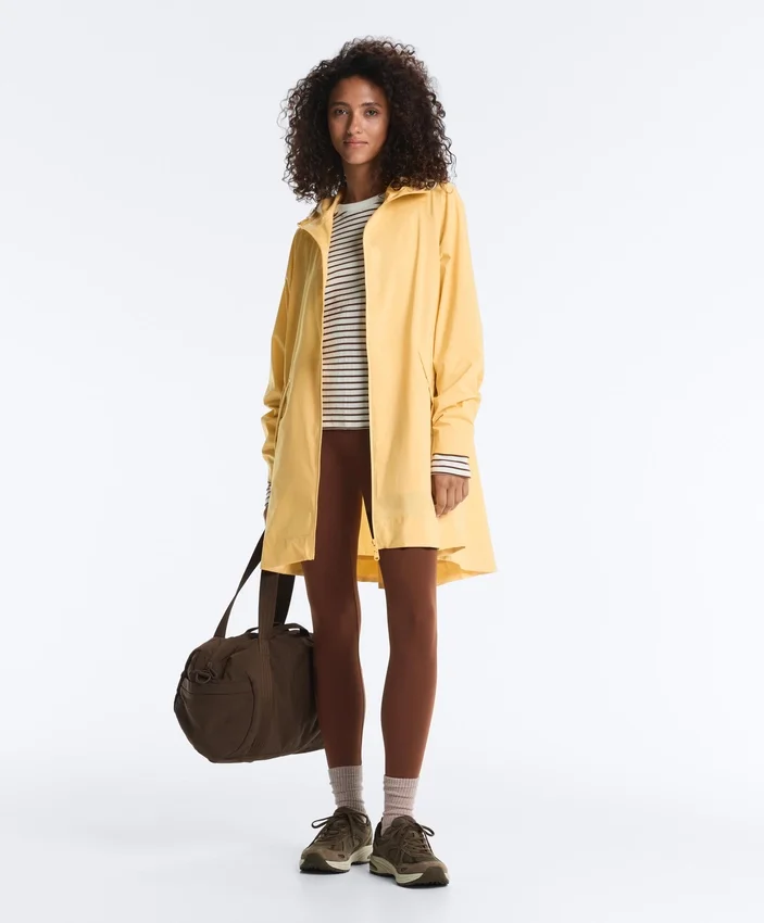 Veste imperméable 10K ultra-légère et compacte Veste imperméable 10K ultra-légère et compacte