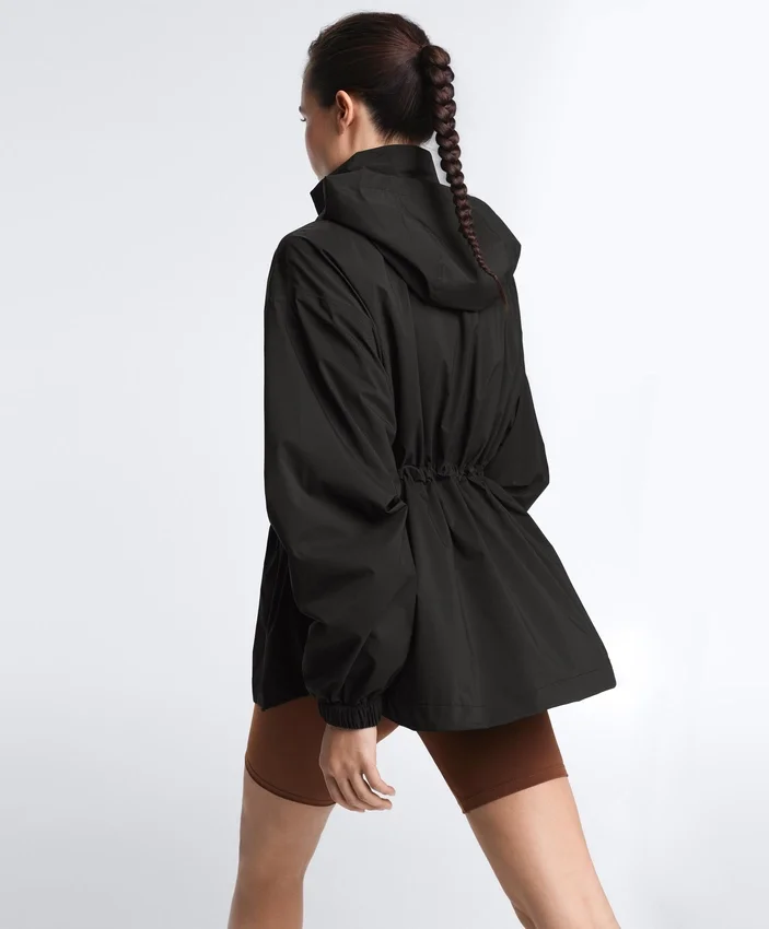Veste imperméable 10K ultra-légère et compacte Veste imperméable 10K ultra-légère et compacte