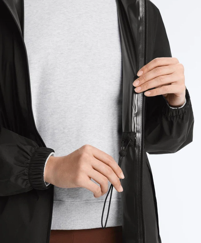 Veste imperméable 10K ultra-légère et compacte Veste imperméable 10K ultra-légère et compacte