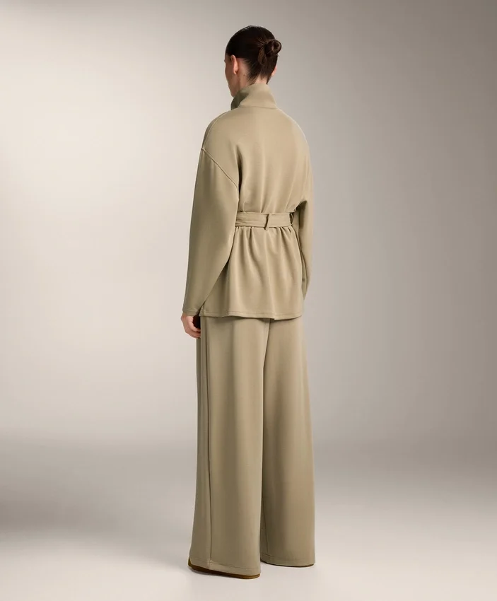 Veste longue au toucher Soft Touch en modal avec ceinture Veste longue au toucher Soft Touch en modal avec ceinture