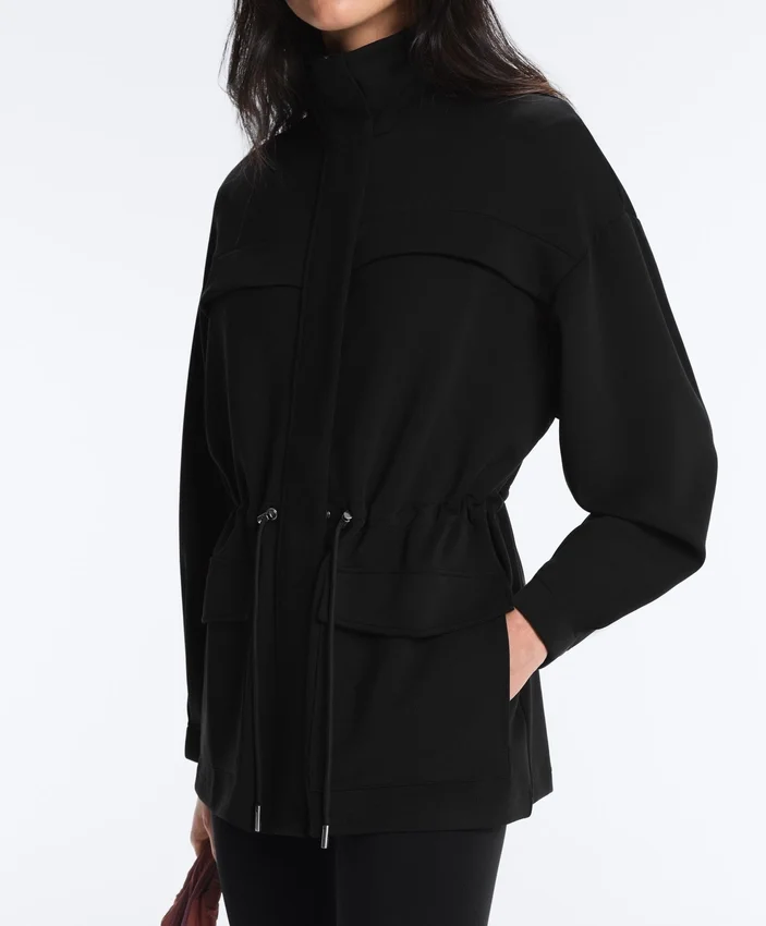 Veste longue avec poches en modal et au toucher Soft Touch Veste longue avec poches en modal et au toucher Soft Touch