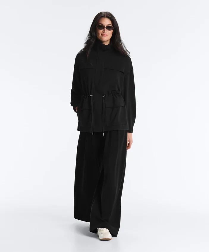 Veste longue avec poches en modal et au toucher Soft Touch Veste longue avec poches en modal et au toucher Soft Touch